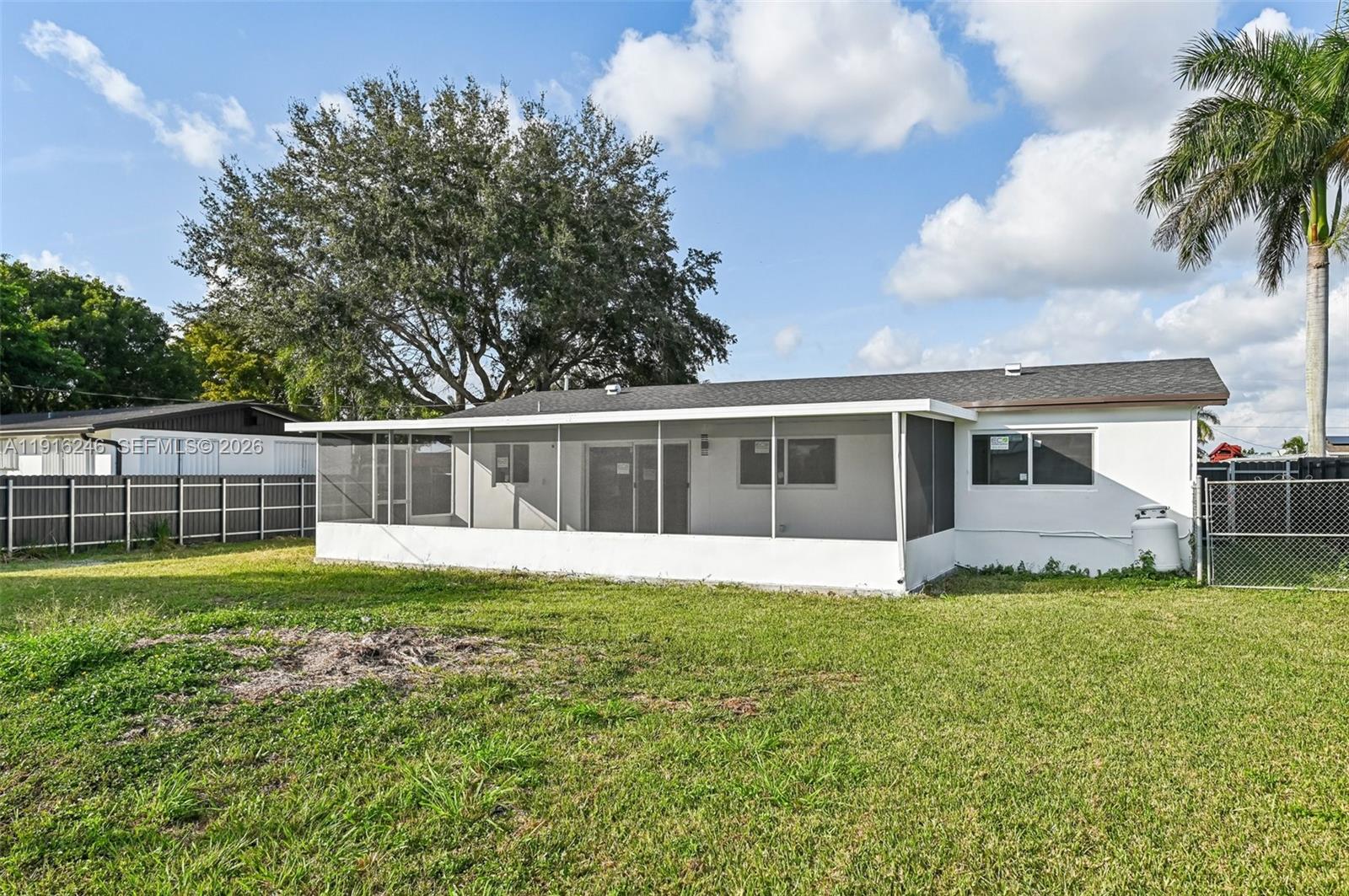 18950 Southwest 310th Street Homestead, FL 33030 - Photo 41 of 44