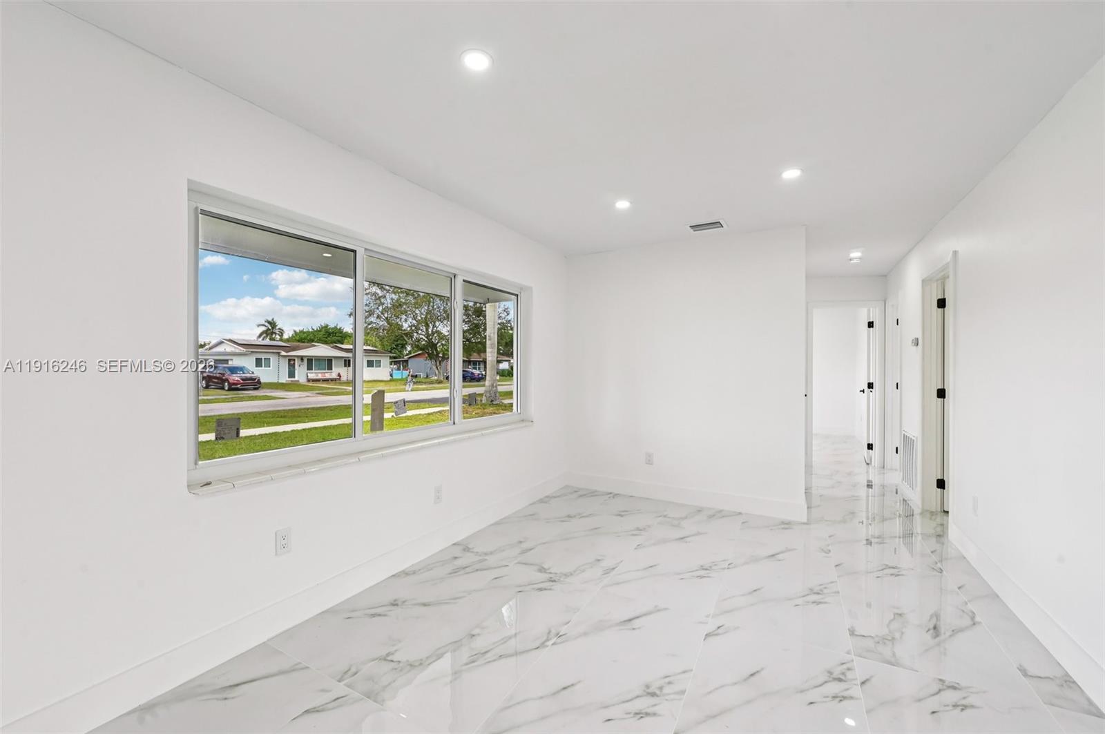 18950 Southwest 310th Street Homestead, FL 33030 - Photo 8 of 44