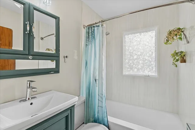 $315,000 | 2813 Theresa Avenue, Waukegan, IL 60085