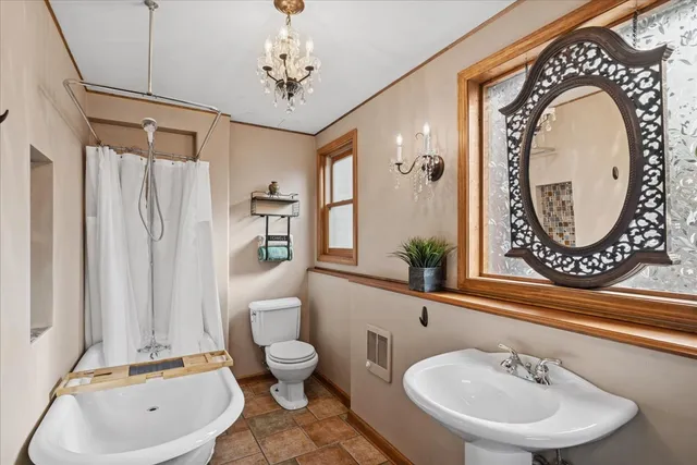 $315,000 | 2813 Theresa Avenue, Waukegan, IL 60085