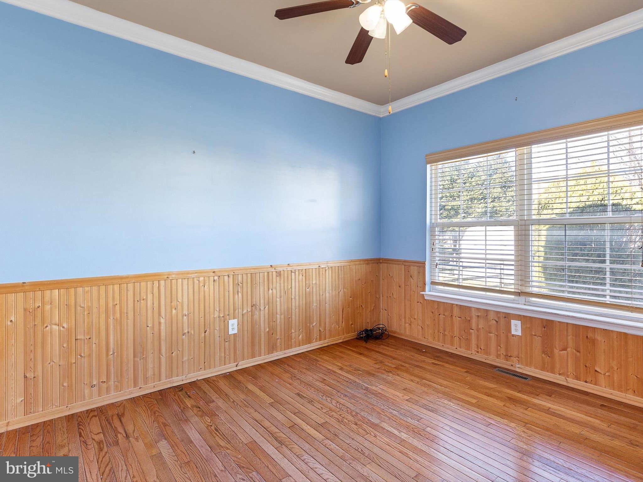 6 Dearborn Lane Bear, DE 19701 - Photo 25 of 33 Den off kitchen