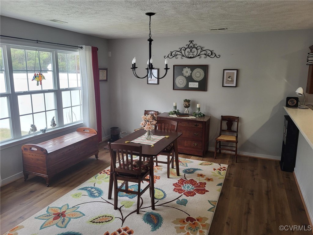 3211 Kennington Park Road Aylett, VA 23009 - Photo 6 of 15 Gallery Image 6