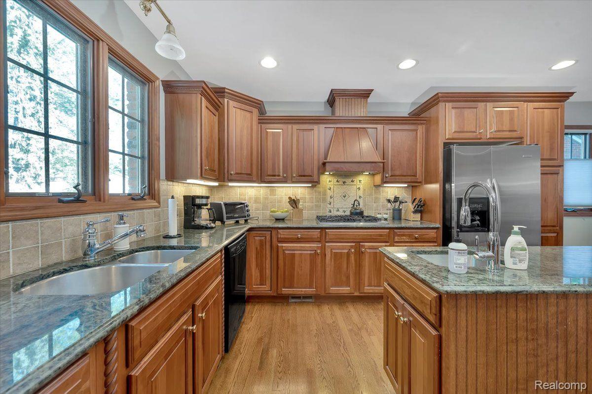2758 Bamlet Road Royal Oak, MI 48073 - Photo 27 of 49 Gallery Image 27