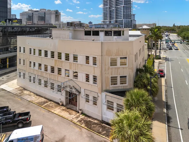 a view of a terrace with sitting area
