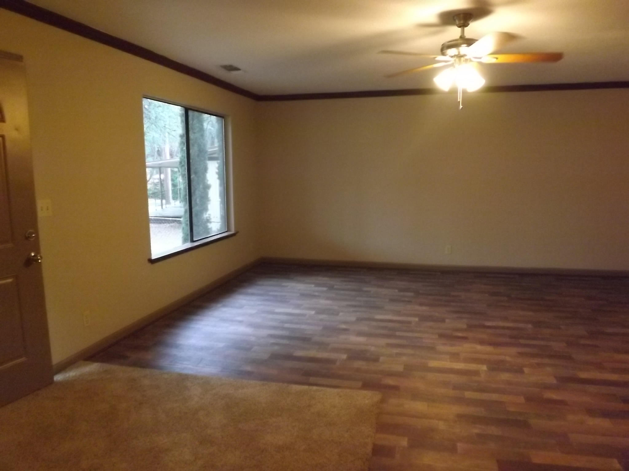 3432 Oasis Road Redding, CA 96003 - Photo 5 of 20 DSCF2572 - Copy