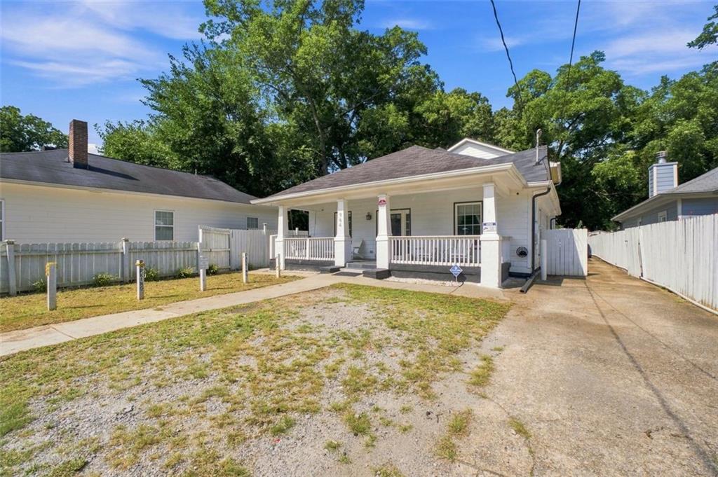 964 Mayson Turner Road Northwest Atlanta, GA 30314 - Photo 6 of 42 Gallery Image 6