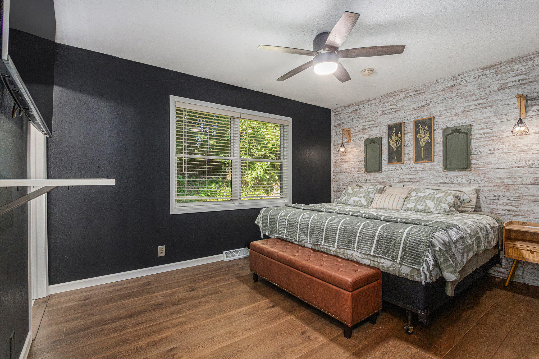 2645 Oak Forest Road Niles, MI 49120 - Photo 6 of 15 007_file_519