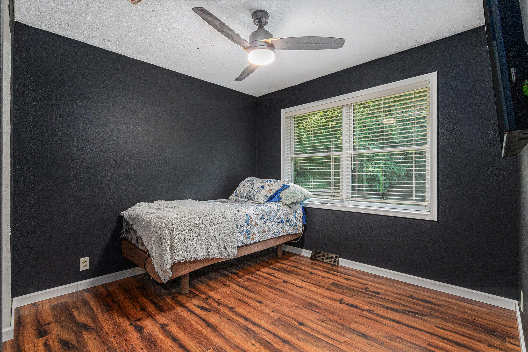 2645 Oak Forest Road Niles, MI 49120 - Photo 9 of 15 010_file_445