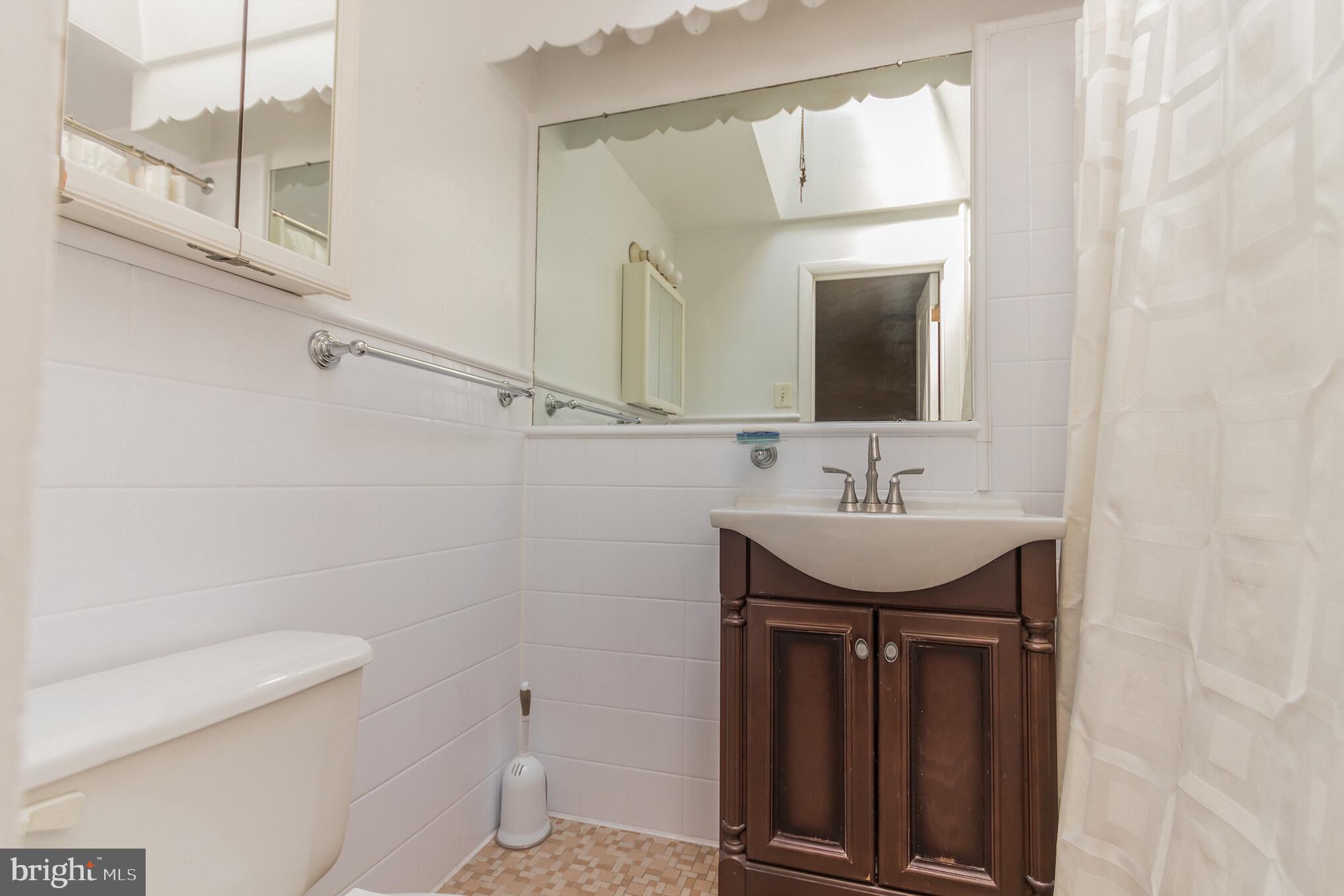 955 Grant Road Folcroft, PA 19032 - Photo 18 of 30