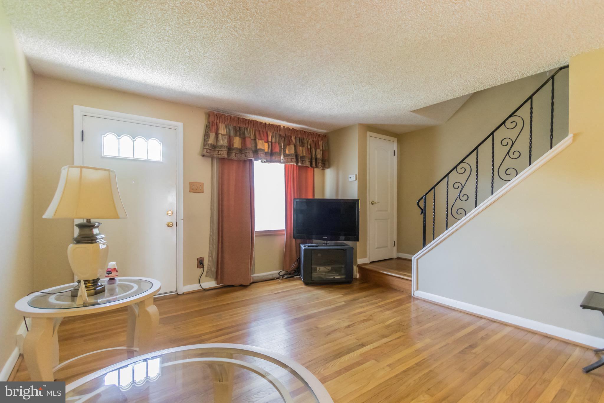 955 Grant Road Folcroft, PA 19032 - Photo 6 of 30