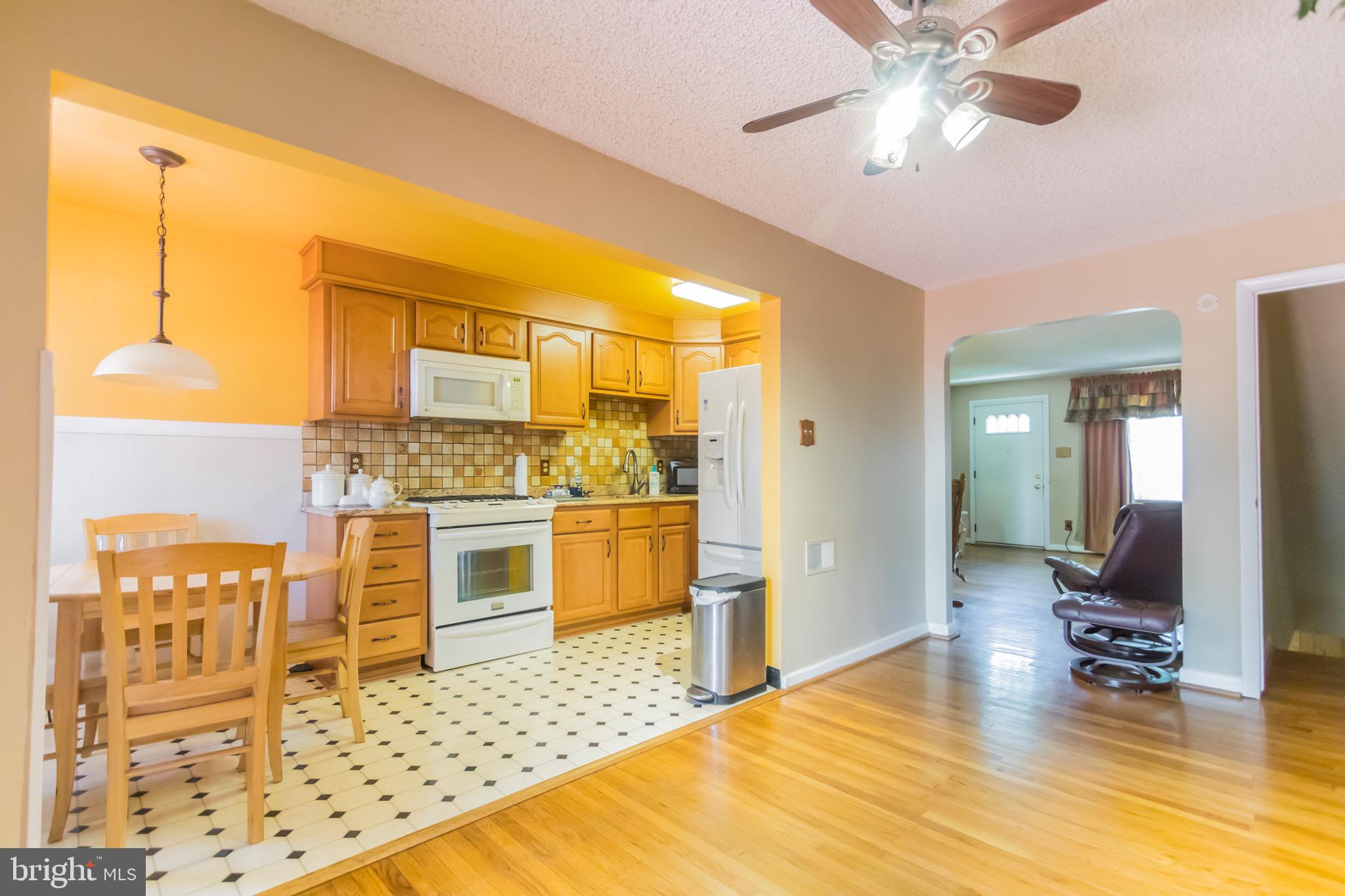 955 Grant Road Folcroft, PA 19032 - Photo 8 of 30