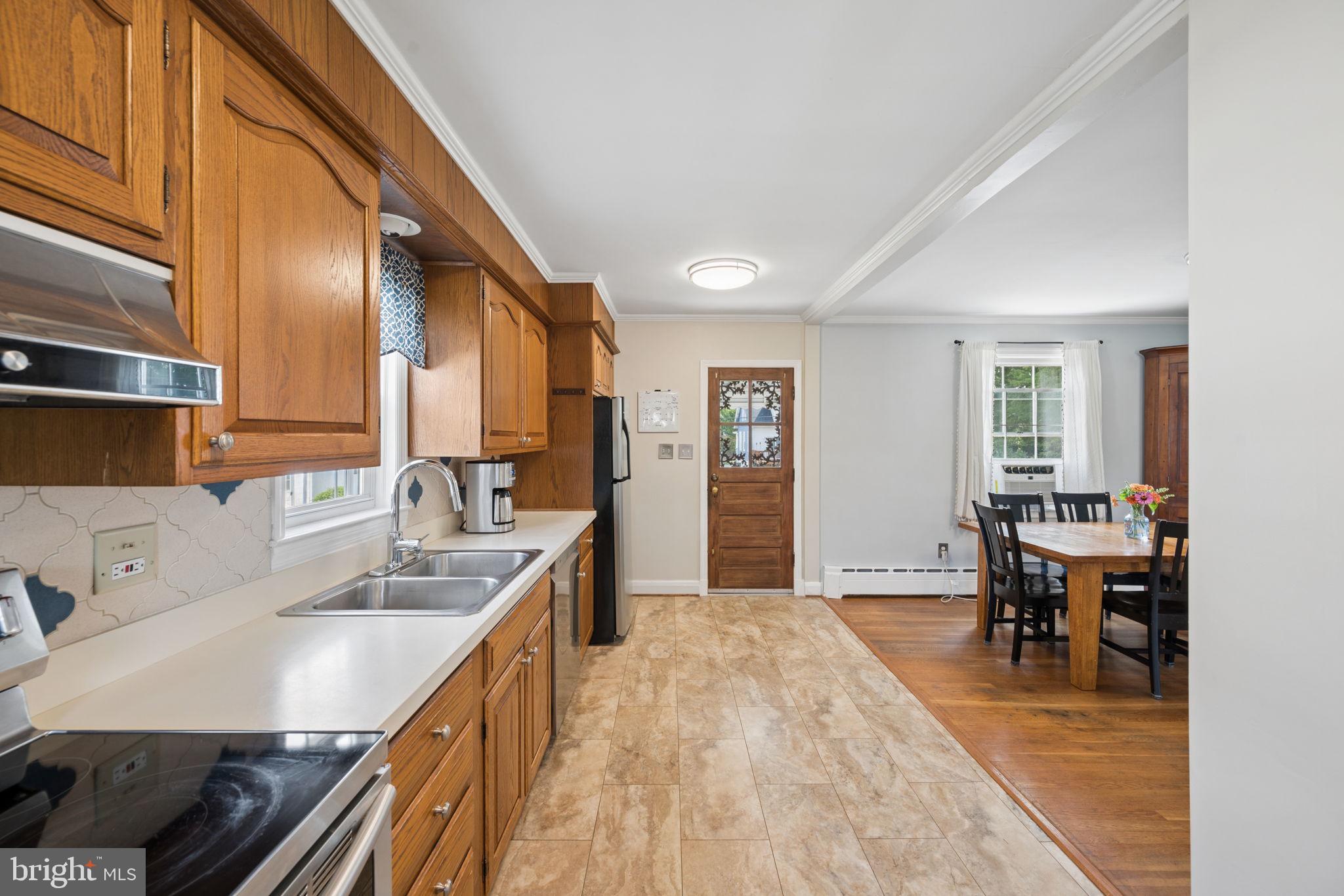 2626 Wentworth Road Baltimore, MD 21234 - Photo 18 of 75