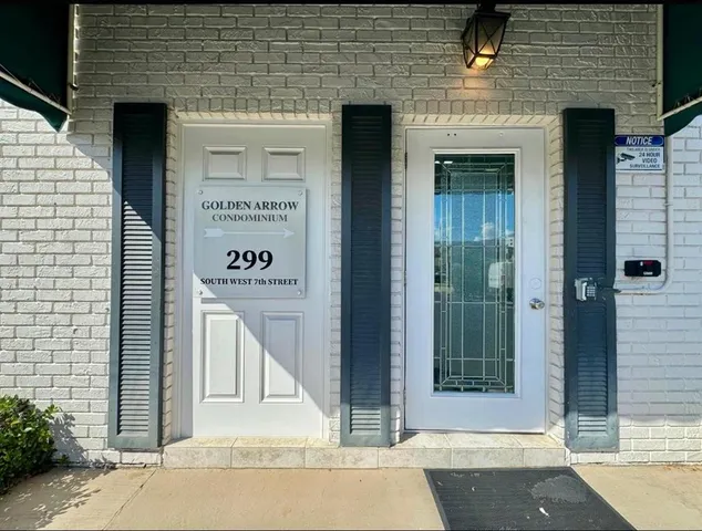 a sign that is on the side of a building