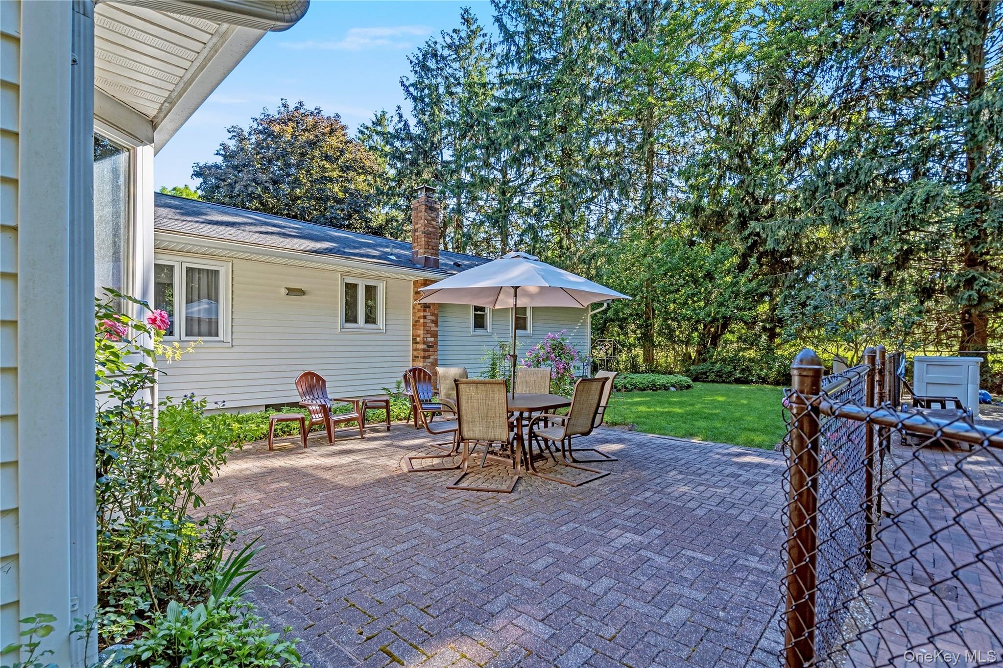 54 Randall Road Wading River, NY 11792 - Photo 19 of 24