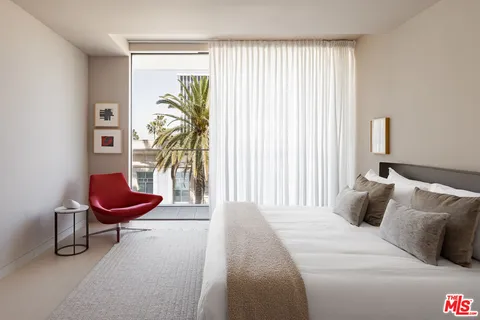 $8,750,000 | 9200 Wilshire Boulevard, Unit 502E, Beverly Hills, CA 90212