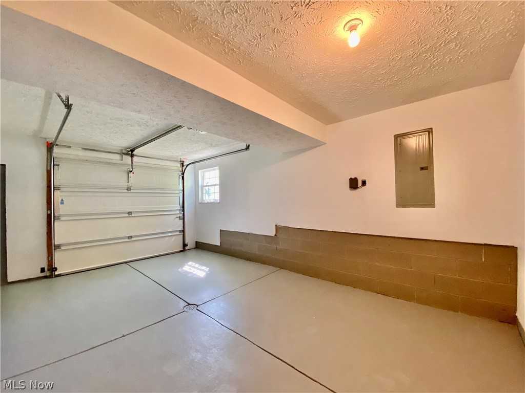 4432 Sexton Road Cleveland, OH 44105 - Photo 21 of 35