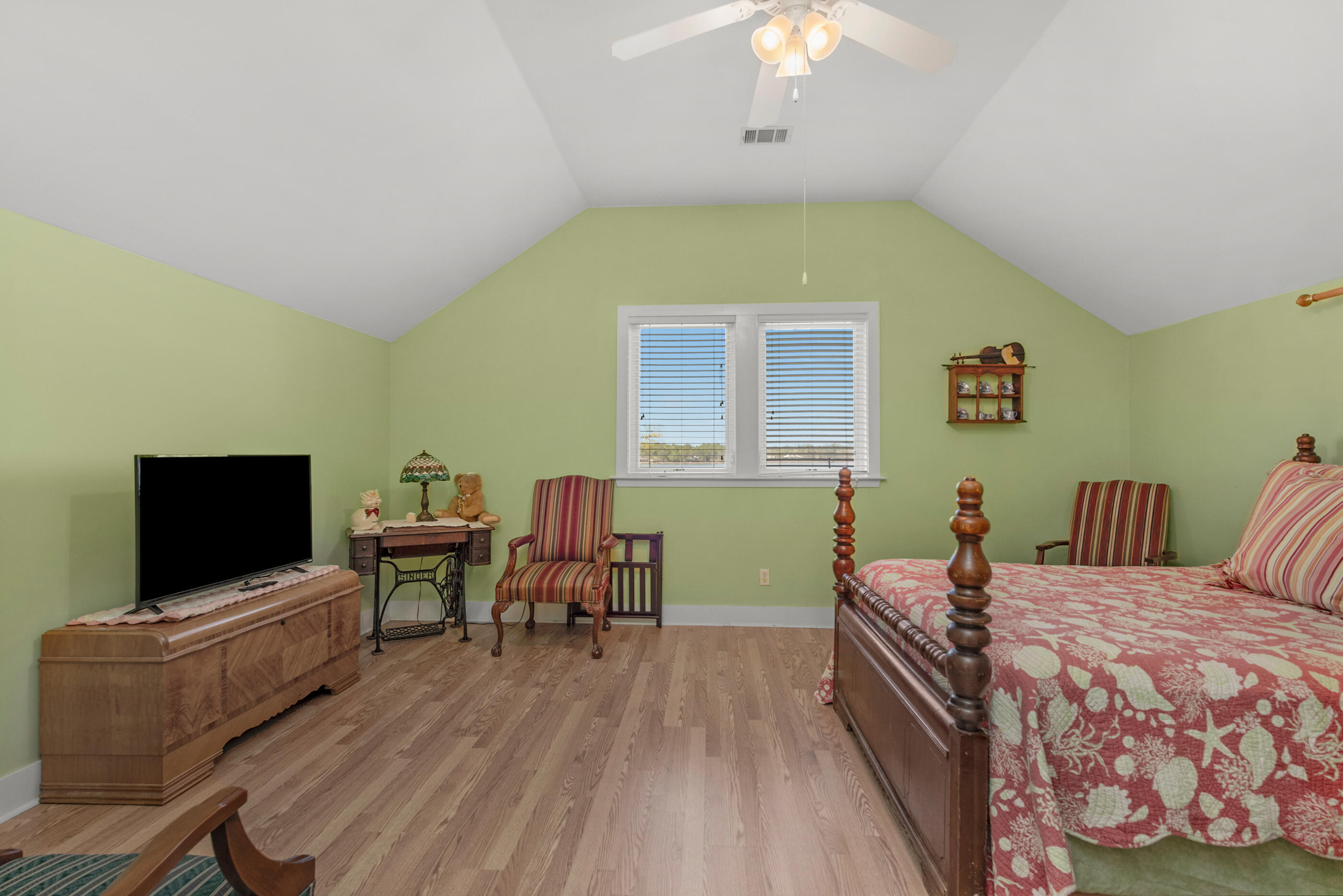 1422 Lagrange Road Freeport, FL 32439 - Photo 54 of 96 3rd floor additional guest bdrm