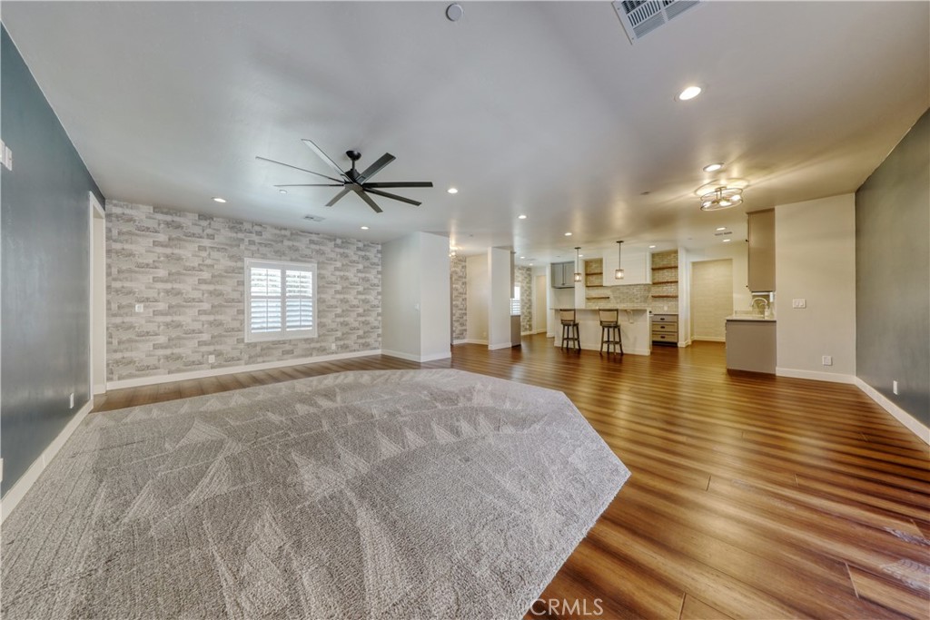 25904 Bear Valley Road Tehachapi, CA 93561 - Photo 13 of 66