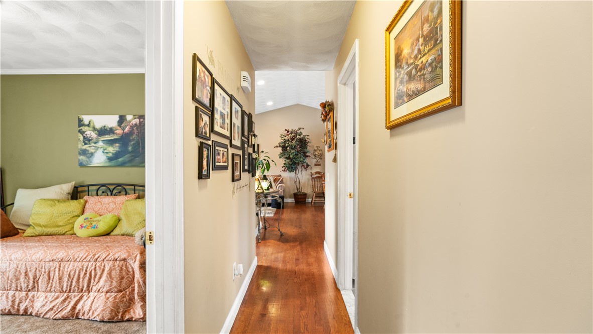 9 Kenneth Avenue Warwick, RI 02889 - Photo 17 of 37