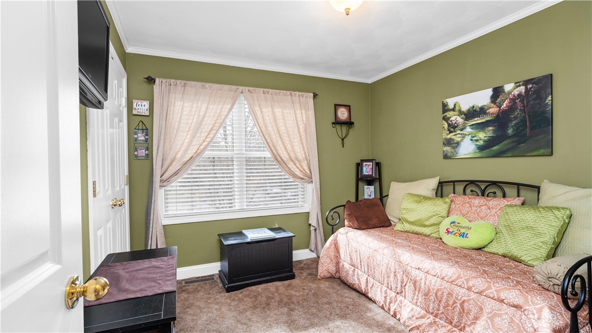 9 Kenneth Avenue Warwick, RI 02889 - Photo 18 of 37