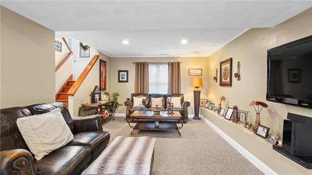 $539,000 | 9 Kenneth Avenue, Warwick, RI 02889