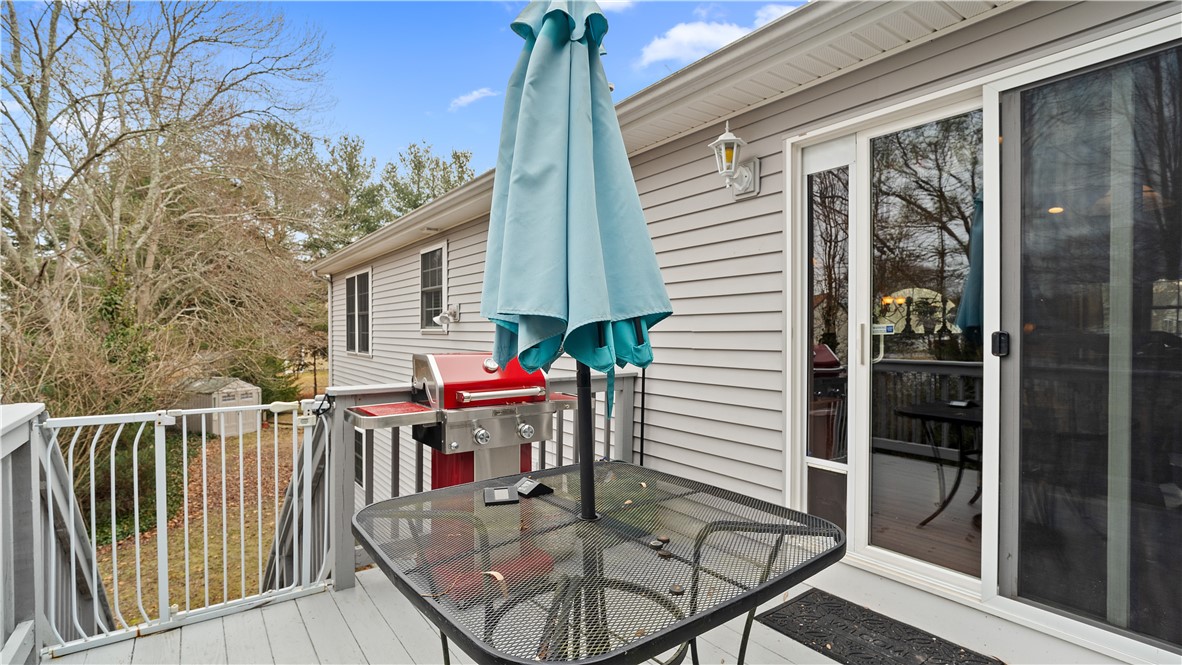 9 Kenneth Avenue Warwick, RI 02889 - Photo 29 of 37