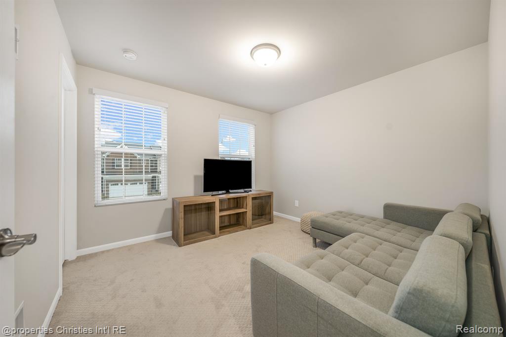 43580 Prospect Lane Novi, MI 48375 - Photo 21 of 27