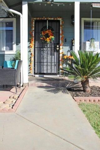40484 Cindy Road Cutler, CA 93615 - Photo 3 of 16 Gallery Image 3