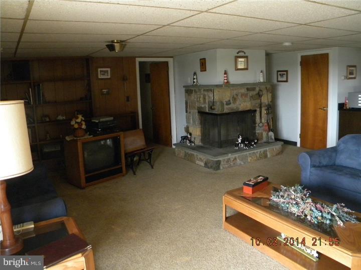 787 Ebelhare Road Pottstown, PA 19465 - Photo 13 of 13 Family Room