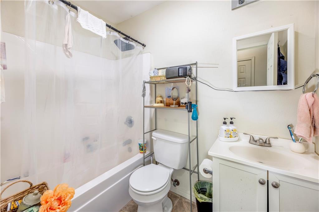 507-509 West 2nd Avenue, Unit 2 Caney, KS 67333 - Photo 20 of 27