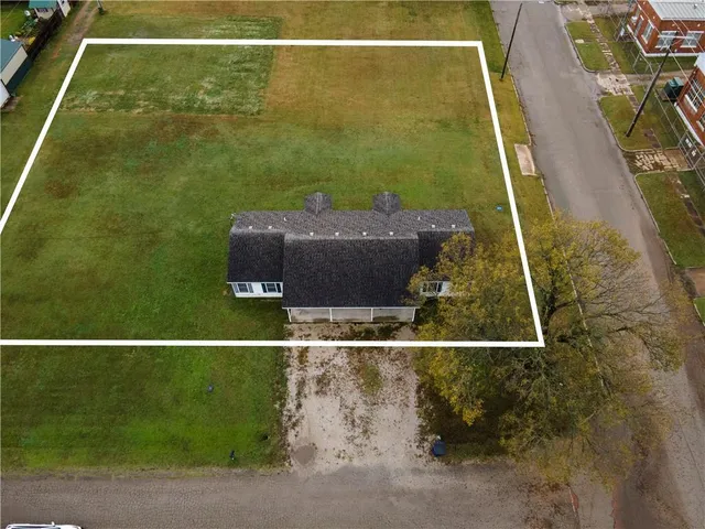 $145,000 | 507-509 West 2nd Avenue, Unit 2, Caney, KS 67333