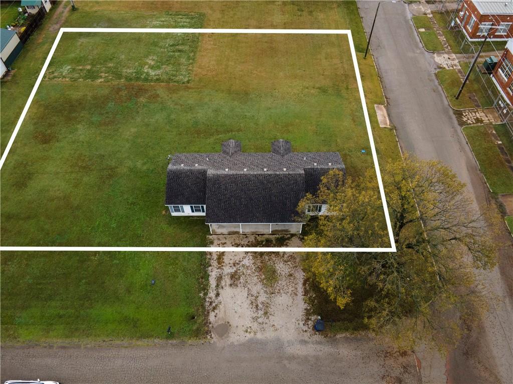 507-509 West 2nd Avenue, Unit 2 Caney, KS 67333 - Photo 2 of 27