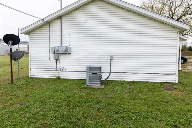 $145,000 | 507-509 West 2nd Avenue, Unit 2, Caney, KS 67333