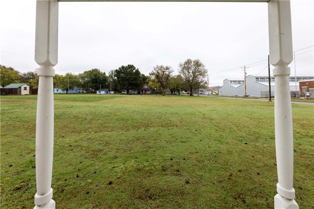 507-509 West 2nd Avenue, Unit 2 Caney, KS 67333 - Photo 26 of 27