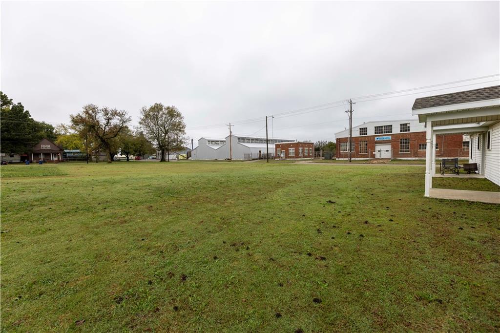 507-509 West 2nd Avenue, Unit 2 Caney, KS 67333 - Photo 27 of 27