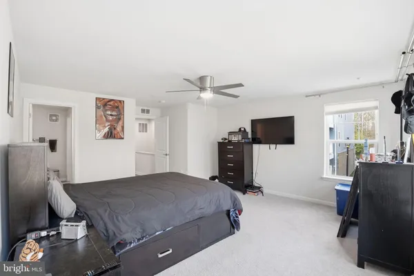 $3,200 | 10501 John Glenn Street, Lanham, MD 20706