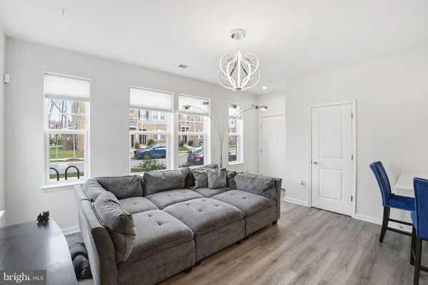 $3,200 | 10501 John Glenn Street, Lanham, MD 20706