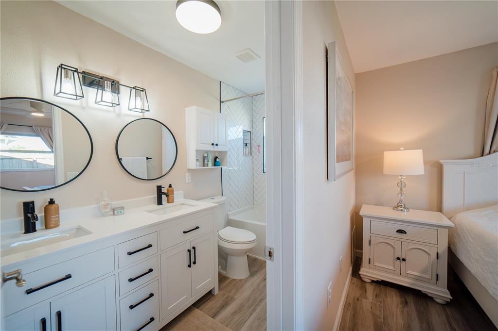 35 Stanford Road Venice, FL 34293 - Photo 17 of 40