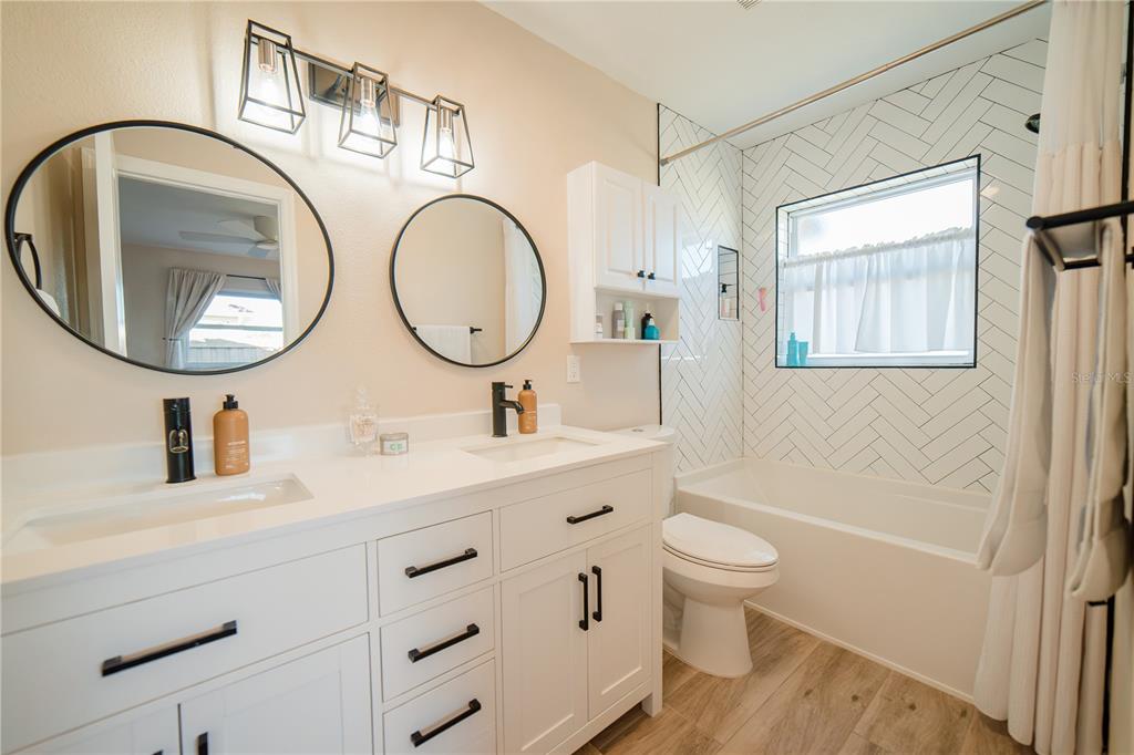 35 Stanford Road Venice, FL 34293 - Photo 18 of 40