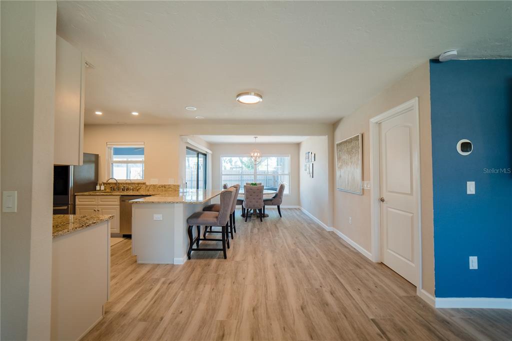 35 Stanford Road Venice, FL 34293 - Photo 4 of 40