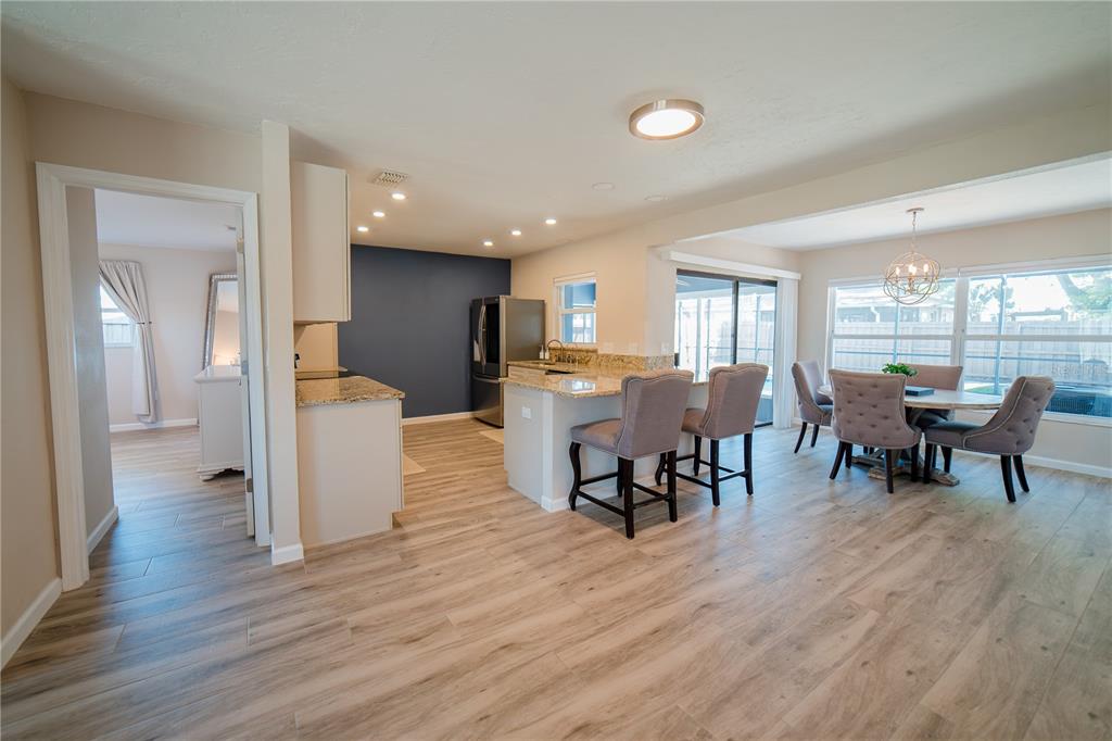 35 Stanford Road Venice, FL 34293 - Photo 5 of 40