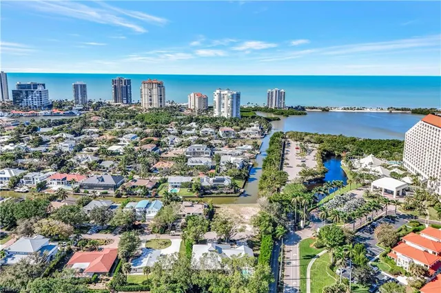 $3,500,000 | 5288 Sand Dollar Lane, Naples, FL 34103