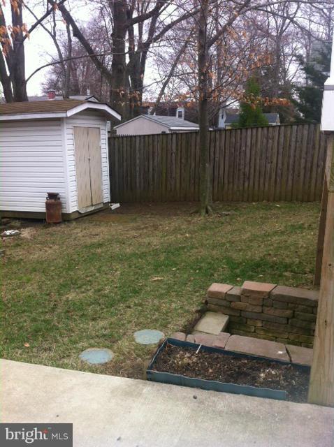 1609 Hilltop Road Edgewater, MD 21037 - Photo 5 of 20 Exterior (Rear)