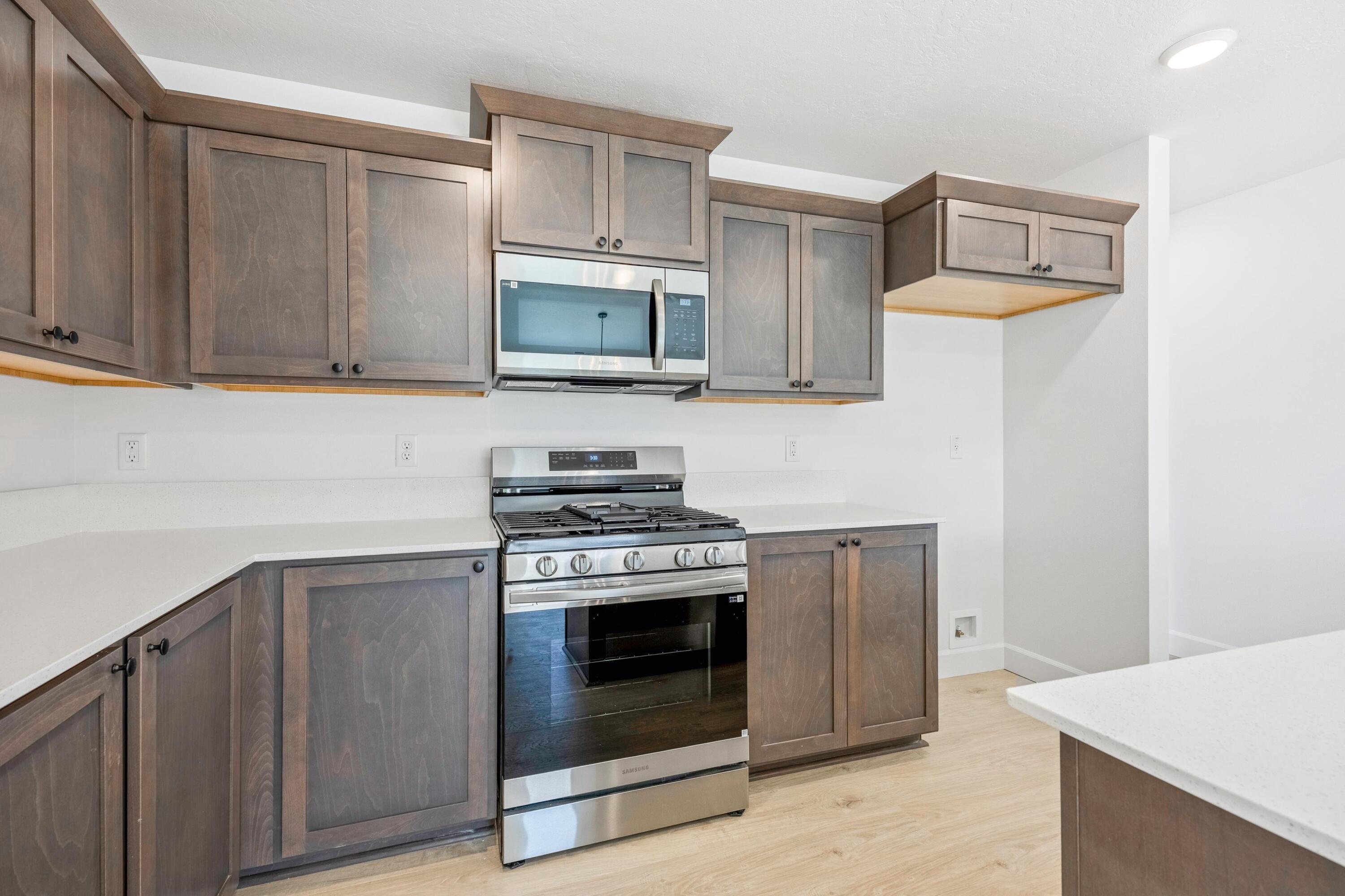 1050 Fairway Road, Unit 153 Madras, OR 97741 - Photo 13 of 29