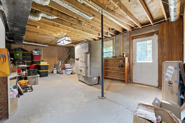 $300,000 | 553 Back Valley Road, Trenton, GA 30752