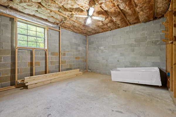 $300,000 | 553 Back Valley Road, Trenton, GA 30752