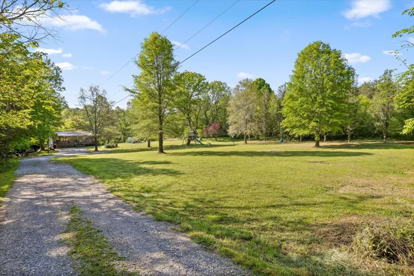 $300,000 | 553 Back Valley Road, Trenton, GA 30752