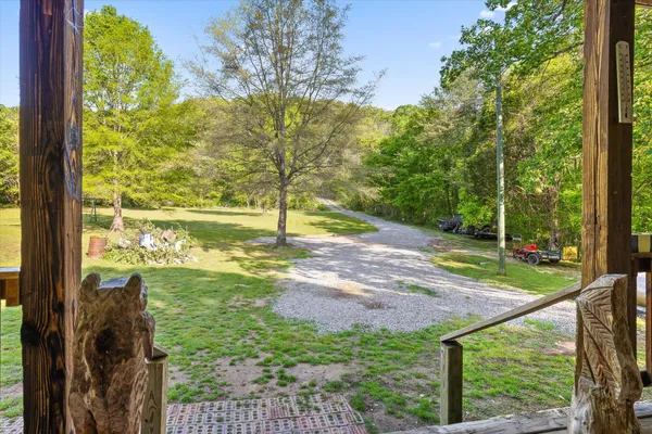 $300,000 | 553 Back Valley Road, Trenton, GA 30752