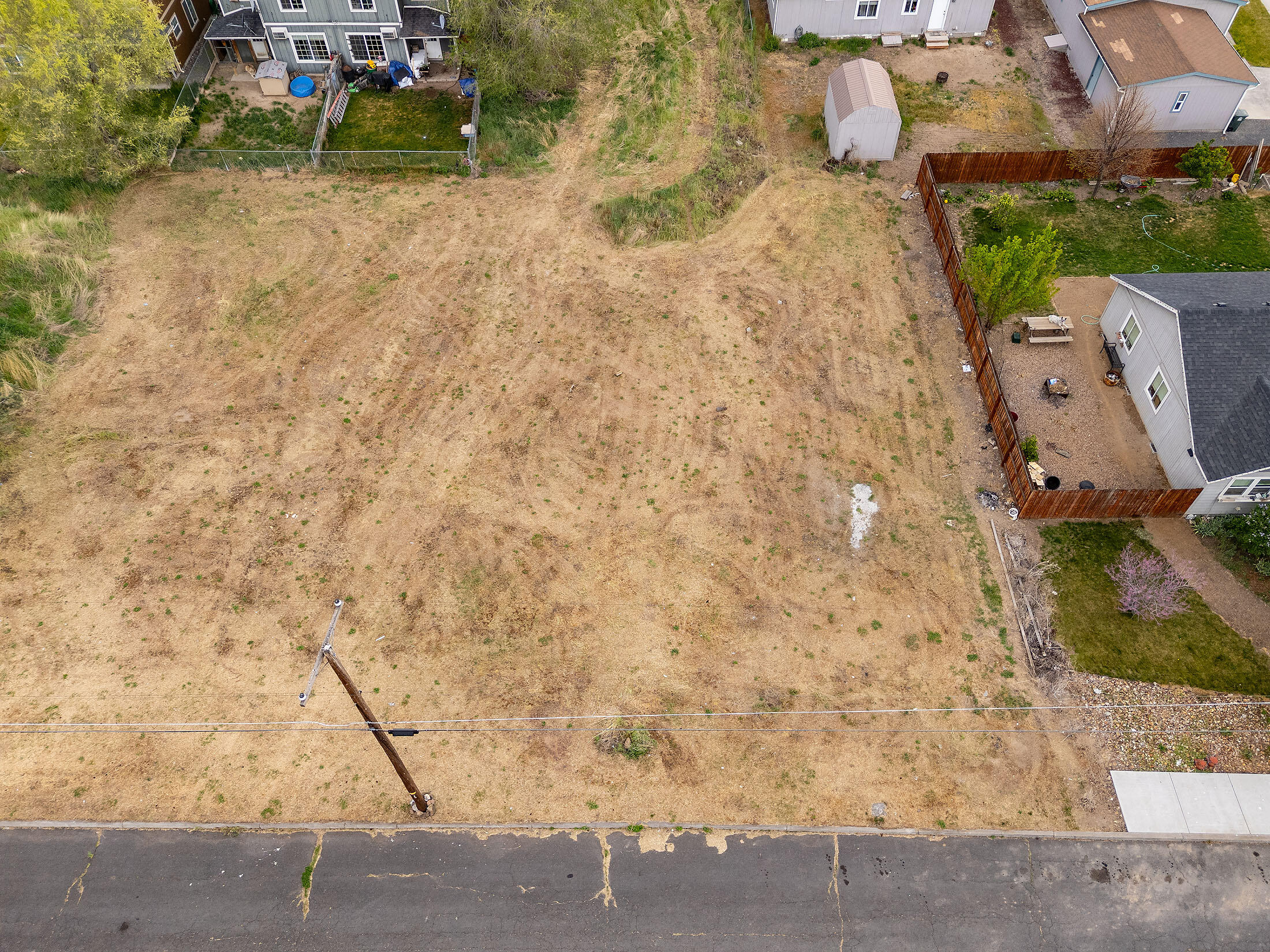9 Southwest 3rd Street, Unit 8 Madras, OR 97741 - Photo 12 of 32 Rare and hard-to-find vacant land for easy-builder purposes.