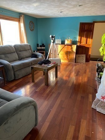 108 Scribner Road Tyngsborough, MA 01879 - Photo 7 of 23